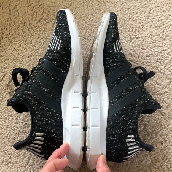 Adidas Athletic Running Shoes size 6 - Picture 8 of 11